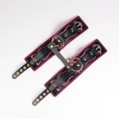 Черные кожаные оковы с розовой строчкой - Crazy Handmade - купить с доставкой в Рубцовске