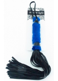 Нежная плеть с синим мехом BDSM Light - 43 см. - БДСМ Арсенал - купить с доставкой в Рубцовске