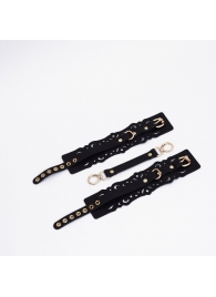 Черный кожаные оковы с узорами и золотистой фурнитурой - Crazy Handmade - купить с доставкой в Рубцовске