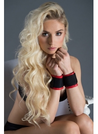 Полиуретановые манжеты для фиксации рук вместе Bound Together Wrist Restraints - Blush Novelties - купить с доставкой в Рубцовске