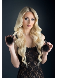 Зажимы для сосков с пухом FEATHERED NIPPLE CLAMPS - Blush Novelties - купить с доставкой в Рубцовске